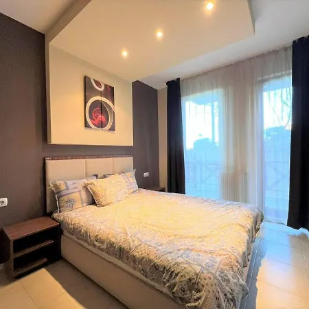 Life Studio Elegance